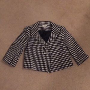 Ann Taylor Loft size 4 petite black & white blazer